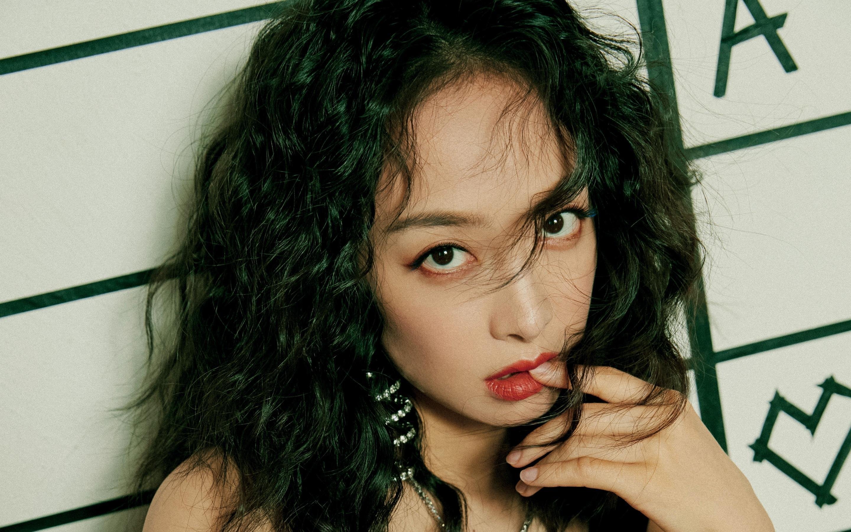 未来之星：新一代球员崭露头角，足坛未来之星