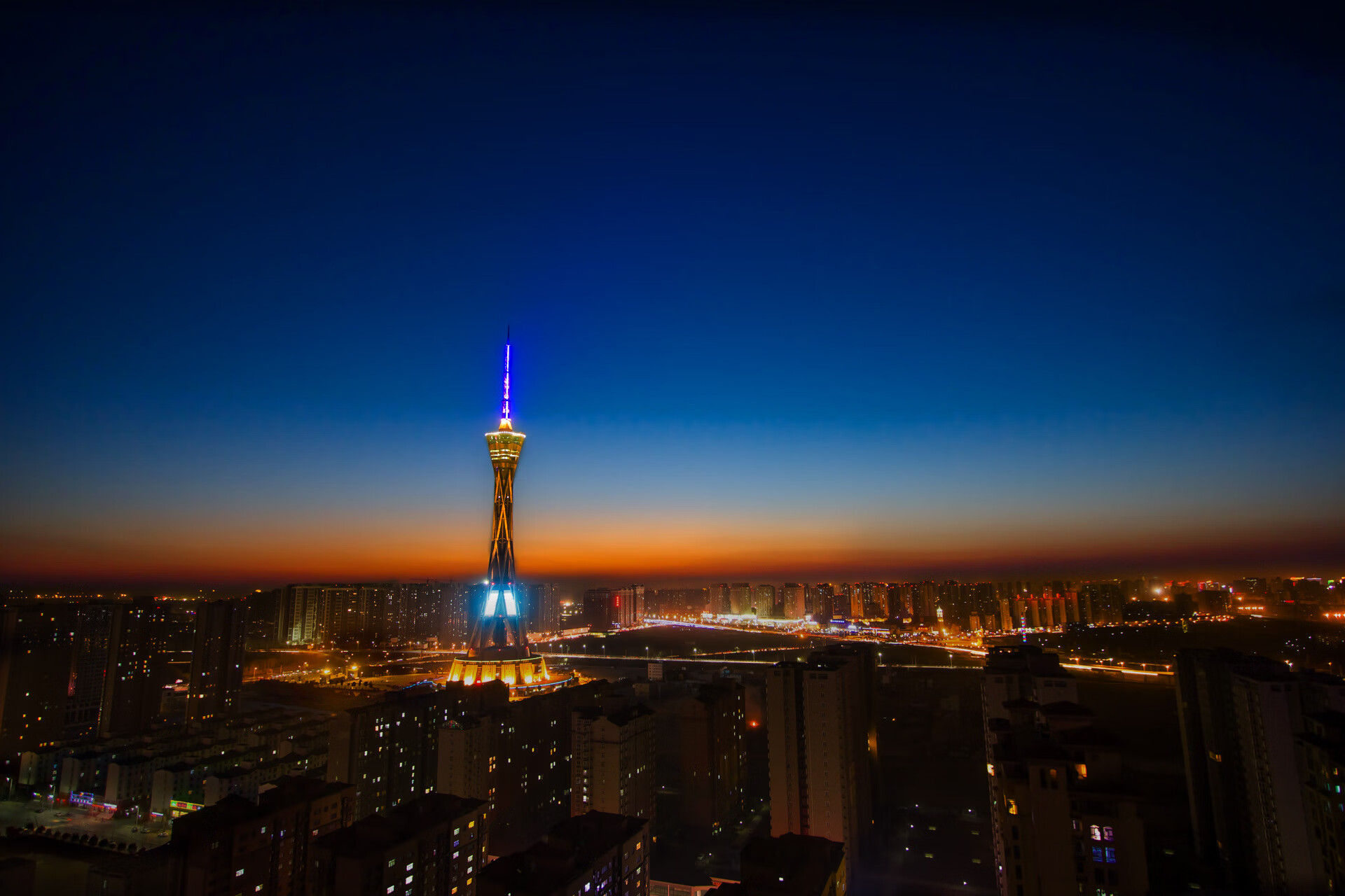 中小学体育教师评价机制现状与优化策略研究，中小学体育工作评估自评标准