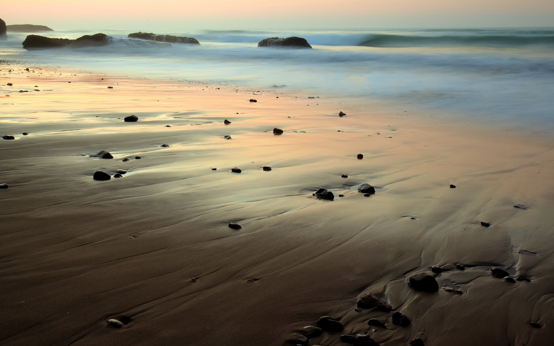 体育新闻中心参与国内首个智能体育装备博览会，智能体育产业