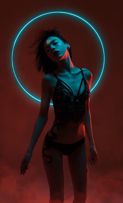 佛罗伦萨强调阵型压缩提升控球质量，佛罗伦萨首发理念